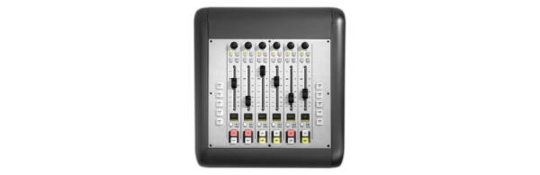 Consola iQ Main Frame 8-Fader - Image 6